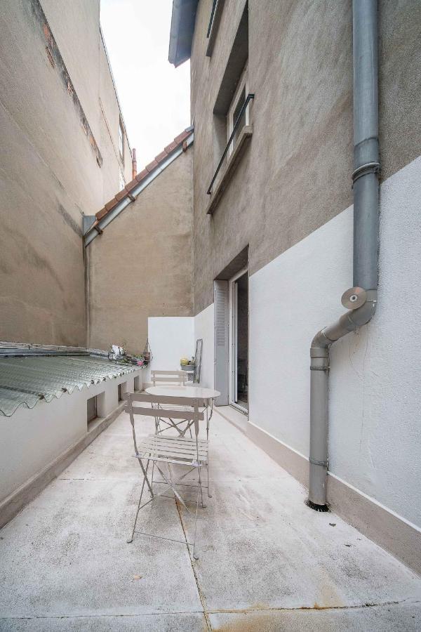 Le Dejoux - Avec Terrasse En Centre Appartamento