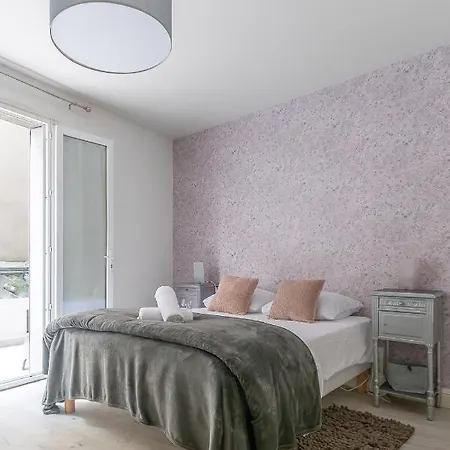 Le Dejoux - Appartement Avec Terrasse En Centre Ville Vichy Exterior foto