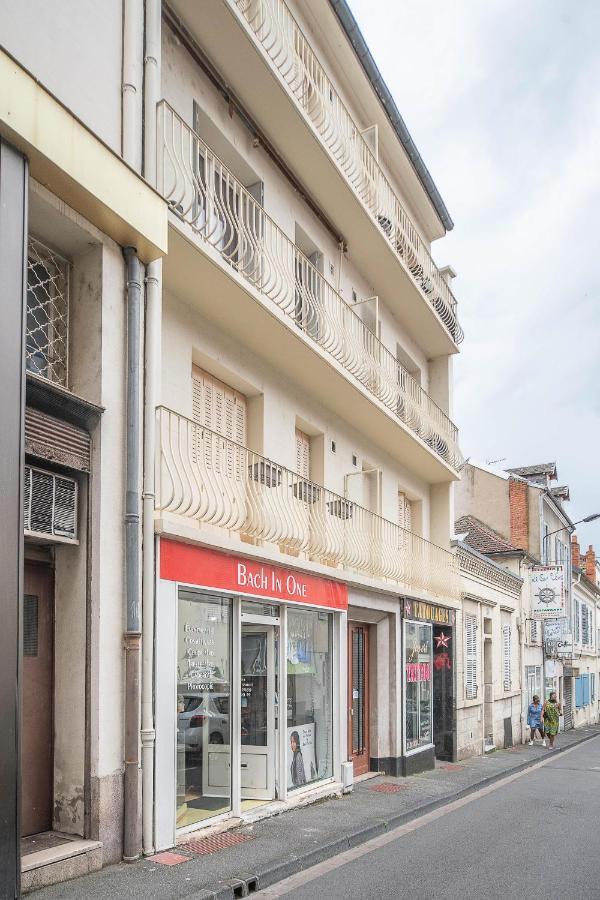 Apartment Le Dejoux - Avec Terrasse En Centre Vichy